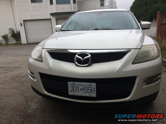 Silver 2009 Mazda CX-9 front view