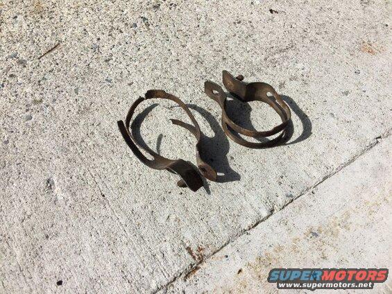 A few weeks back I removed these two broken heat shield clamps.