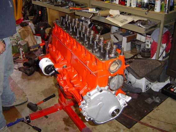 engine-reassembly-111.jpg Head on and torqued down