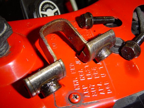 engine-reassembly-114.jpg Then this fulcrum after i clean it