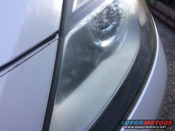 The left headlight had some clouding on the upper left side of the lens.