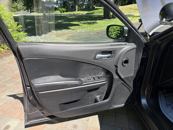 2001 Ford Crown Victoria photo