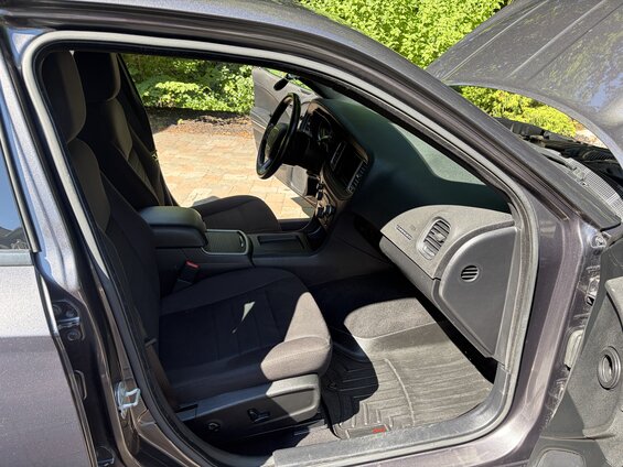 2001 Ford Crown Victoria photo