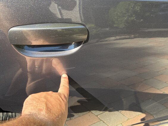 2001 Ford Crown Victoria photo