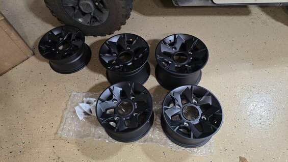 3x 12x8 front rims
2x 12x10 rear rims