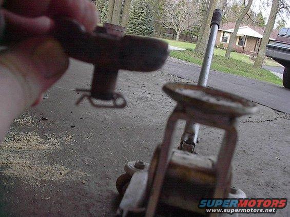 picture-017.jpg Heck that was easier than torching it off.  I may be able to use this as a jack again !