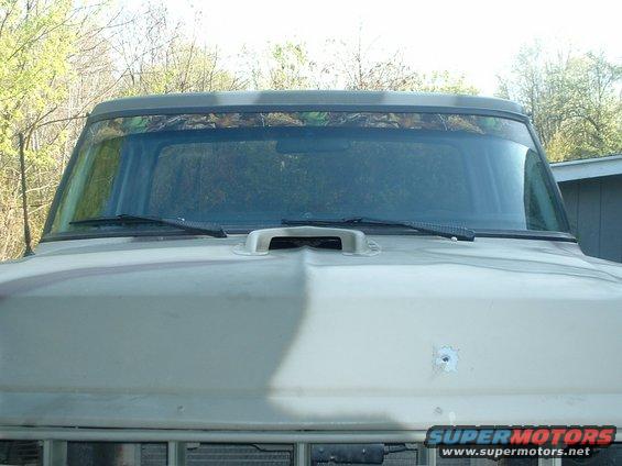 hoodscoop, and front windshield.