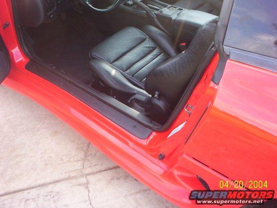 DRIVER DOOR OPEN
