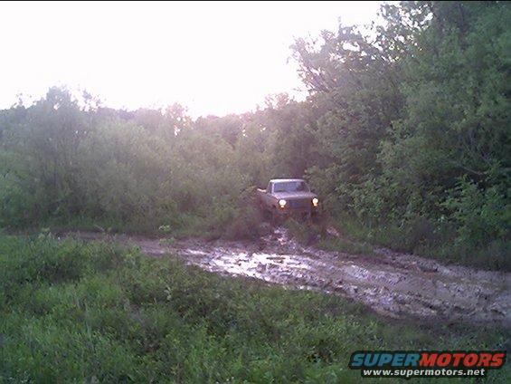 apr26729.jpg 3 of 10