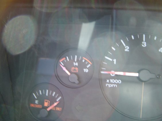 more-to-do-001.jpg Check out the amp gage ...this is while driving...(the tach has already shut off)