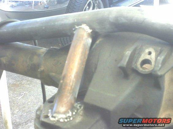 may01801.jpg 1 1/2 inch DOM, .120 steel
From the cross truss to the pinion.