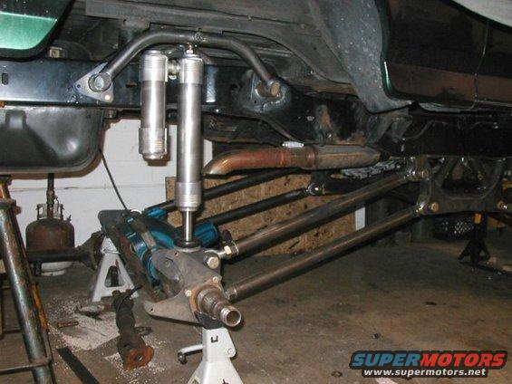 sus17.jpg 12" travel Nitrogen shock 
