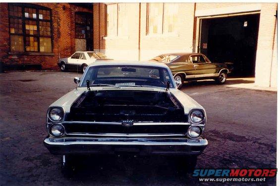 fairlane-ltd-mustang.jpg 