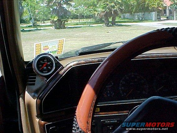 mvc010f.jpg Dash top