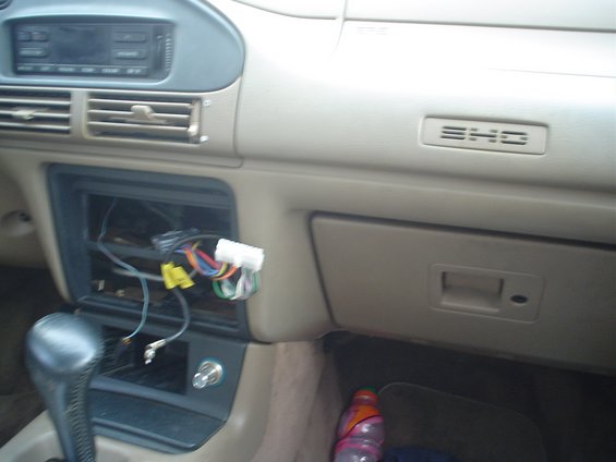 dsc03075.jpg stolen radio