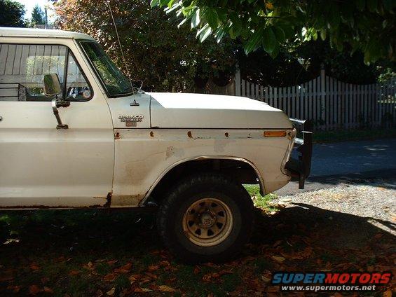 White 1978 Ford Bronco fender and door