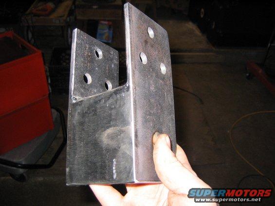 brackets_0002.jpg 
