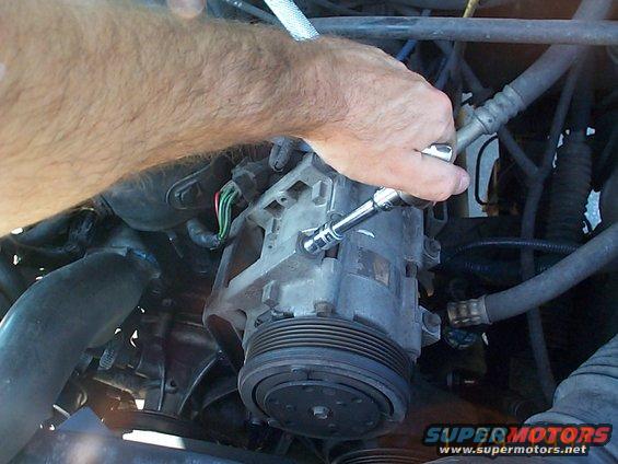 dcp01284.jpg Start to remove the A/C bolts.