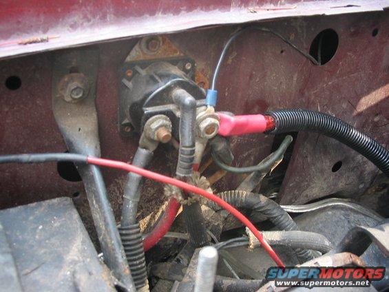 110_1048.jpg The 4 guage wire attaches to this side of the selenoid. (the positive terminal)