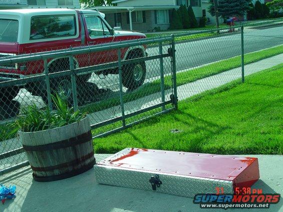 alumdrwr-008.jpg Aluminum drawer for mounting the amps in.