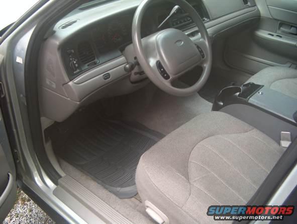 crown-victoria-interior-2.jpg 