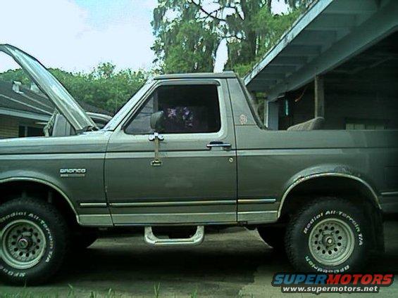1989 Ford Bronco photo