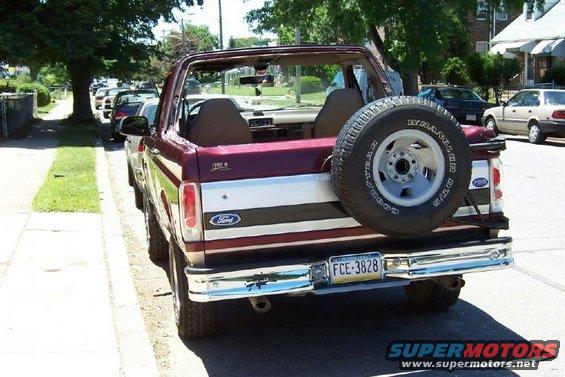 topless3.jpg 