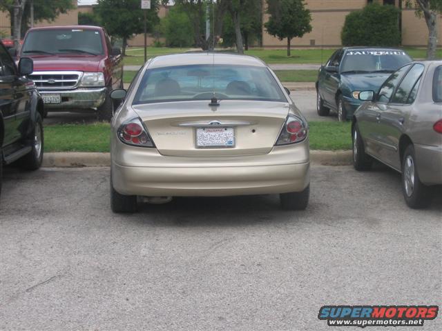 2000 Ford Taurus photo