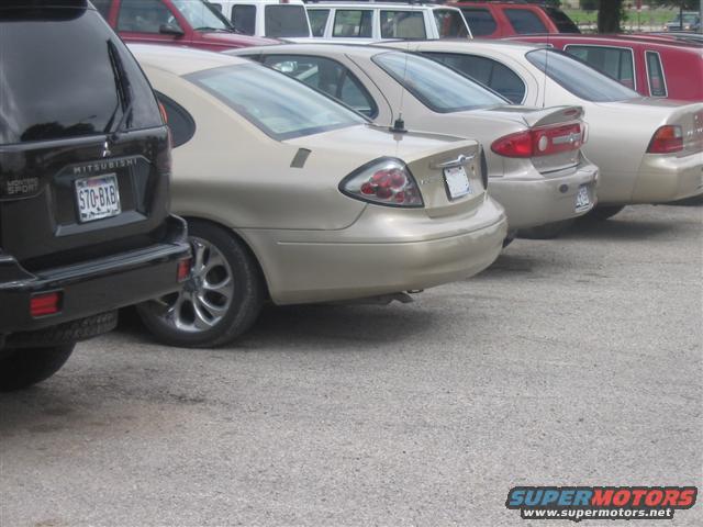2000 Ford Taurus photo