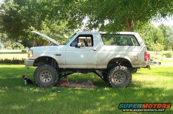 dcp_3146.jpg it sucks when this happens. broke truck.