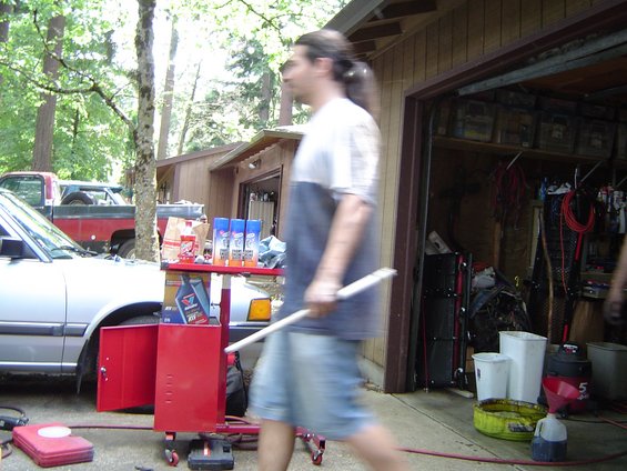 todds-351-031.jpg Blurry man coming to help