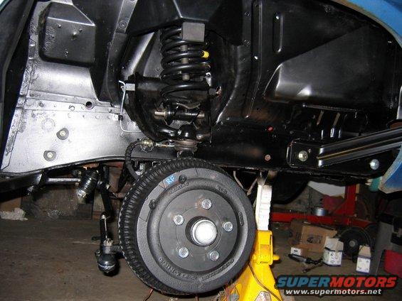 resto1.jpg Here you see a completely restored wheel well. It'll never look this good again.