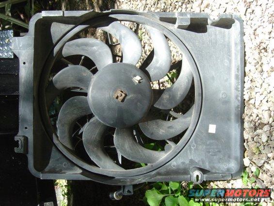 Electric fan out of a '94 Taurus -- Front