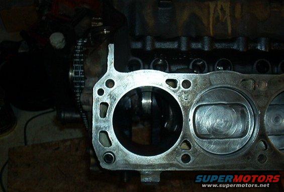 im000624.jpg #4 is lonely and wanting it's piston to be whole again.  