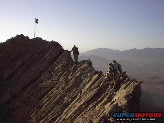 picture-014.jpg Gharib ghar summit