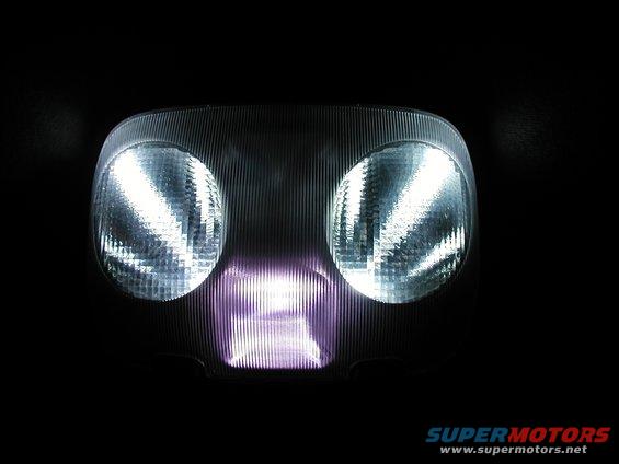 p7230087.jpg Dome and spot lights. :)