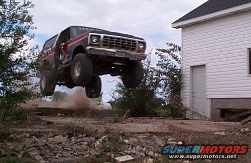 jumpin2.jpg Not mine, but the pictures were sent to me