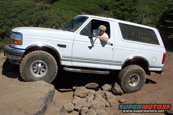 100_0982.jpg I Need A Lift!