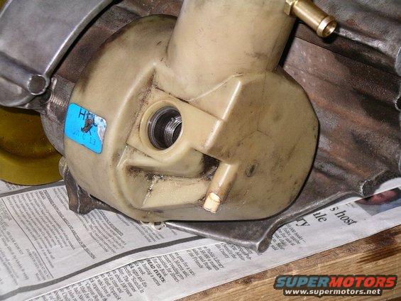 ps-pump-1.jpg Rigging a broken PS pump 1/2