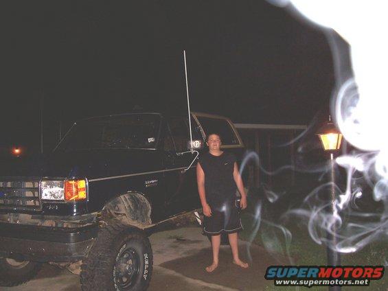 This is the night we got the lift finished.  That's my 6'2" nephew standing next to the Bronco.