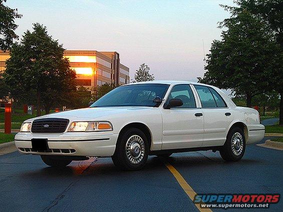 White 2000 Ford Crown Victoria sedan, 3/4 front view