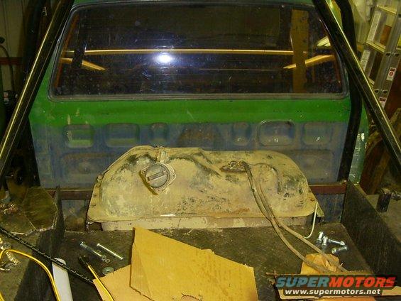 fueltank.jpg 