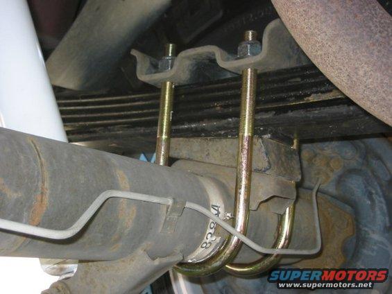 08112004-010.jpg Right rear spring looking slightly forward from behind pumpkin