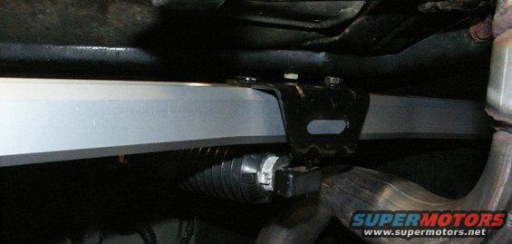 pict00130.jpg Driver Side Link with Height Sensor