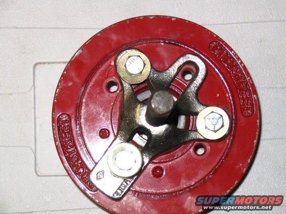 harmonic balancer and removal tool
