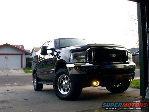 picture-073.jpg just added the valance and fog lights