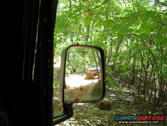 dscn0241.jpg Exactly what a jeep needs to see in the mirror.