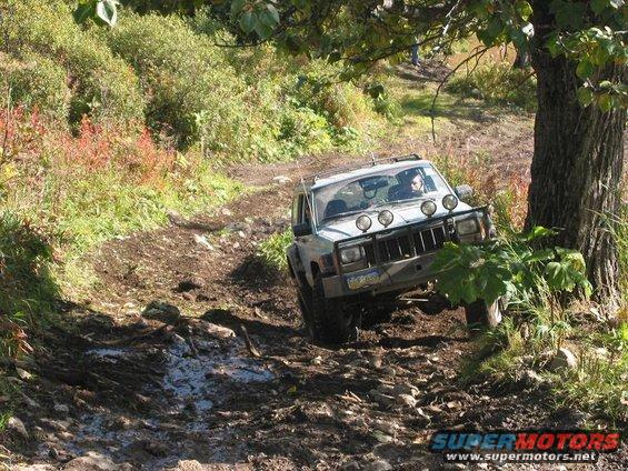 img_2058.jpg Steve trying one of the Hills. Right after this he made it up the line to the left which had no rocks or ruts. 