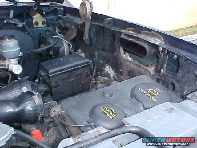 under-hood-1.jpg 