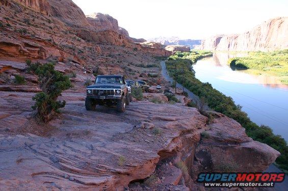 img_1100.jpg moab rim trail